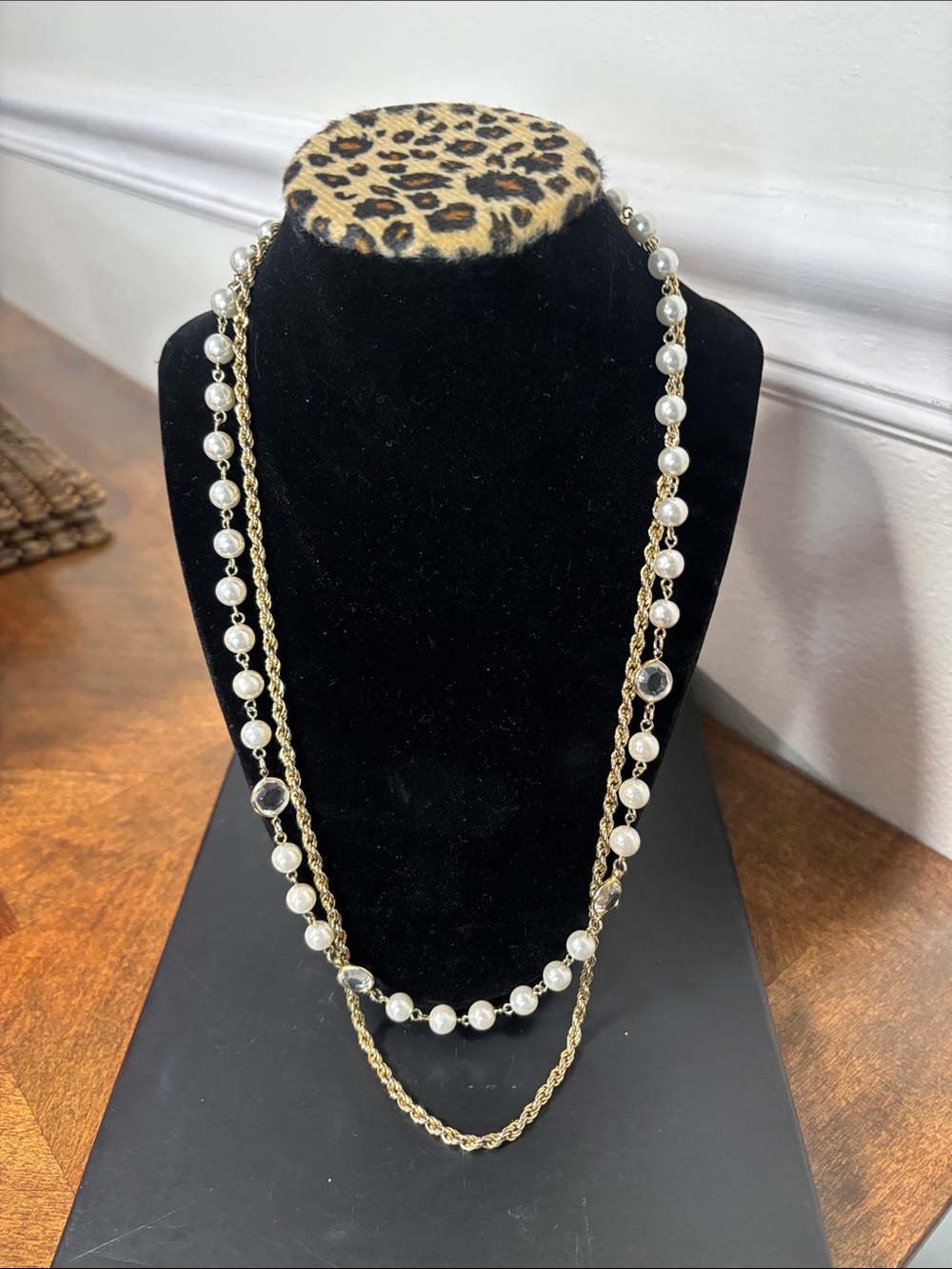 Elegant Gold Tone Pearl Layered Necklace - Women Fashion Jewelry